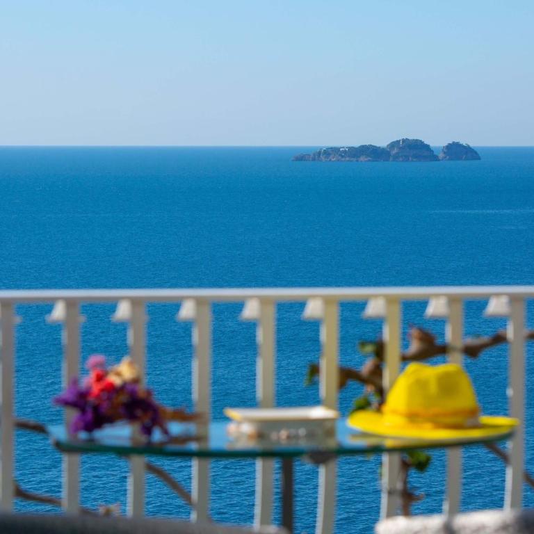 Amore Rentals - Villa Le Sirene - Villa Deluxe - 63