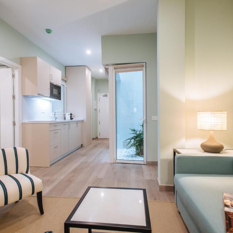 Sercotel Sevilla Guadalquivir Suites - Apartamento Deluxe - 2