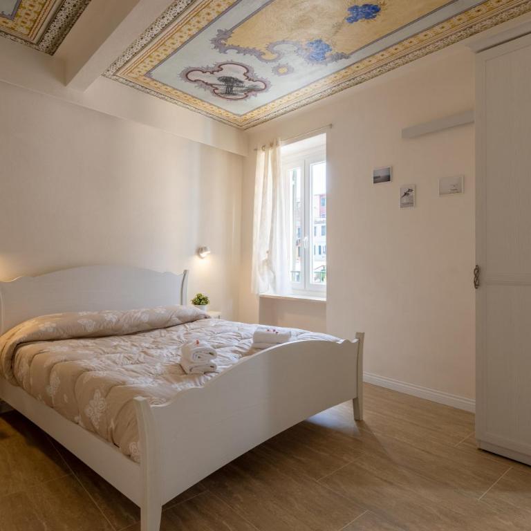 Locus Amoenus - Double Room with Private Bathroom - 11