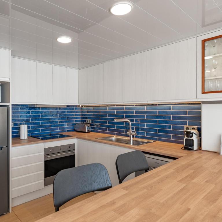 InSitges Sant Sebastia's Beach - Apartamento Dúplex de 3 dormitorios con vistas al mar - 11