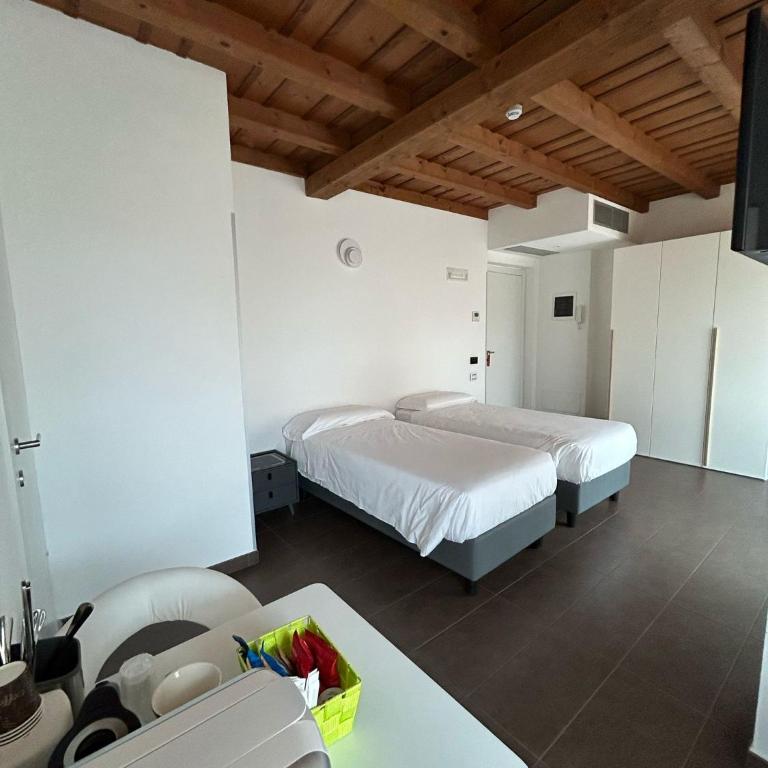 Bes Residence Bergamo Polaresco - Camera Standard Doppia con Letti Singoli - 3