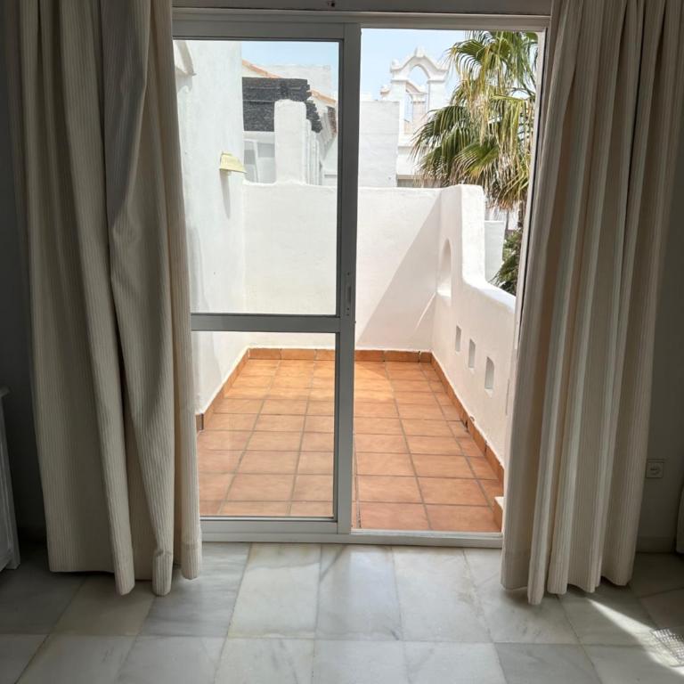 El Sueńo del Mar - One-Bedroom Apartment - 8