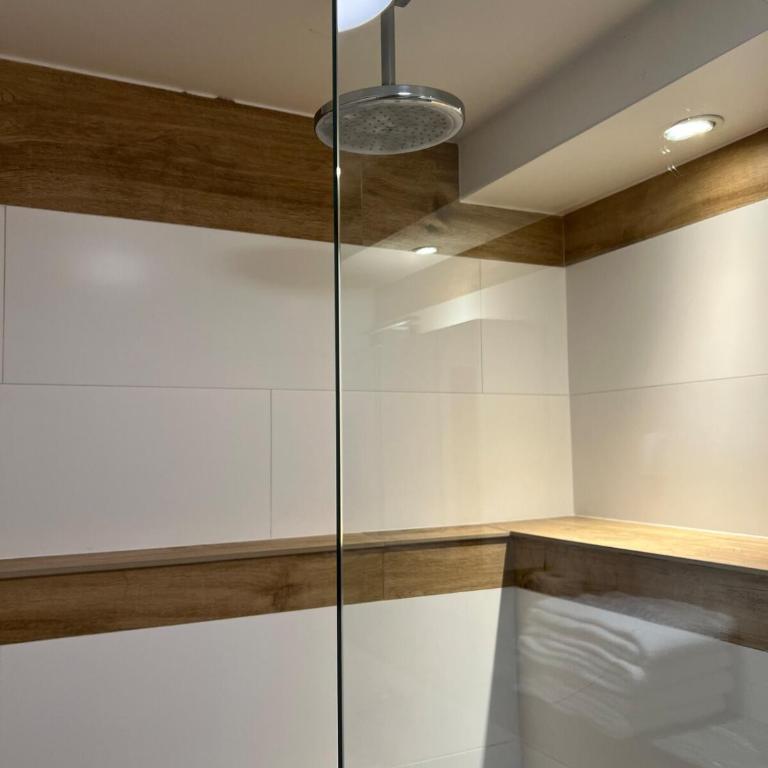 Zimmer Apartment Privat - Appartement 1 Chambre - 24