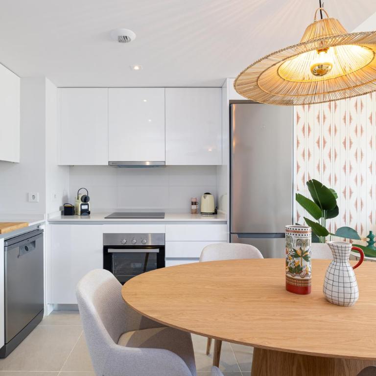 Deluxe Apartment with Terrace Estepona Aranya by AORA STAY - Apartamento - 22