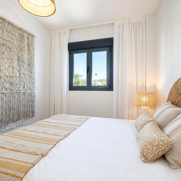 Deluxe Apartment with Terrace Estepona Aranya by AORA STAY - Apartamento - 15