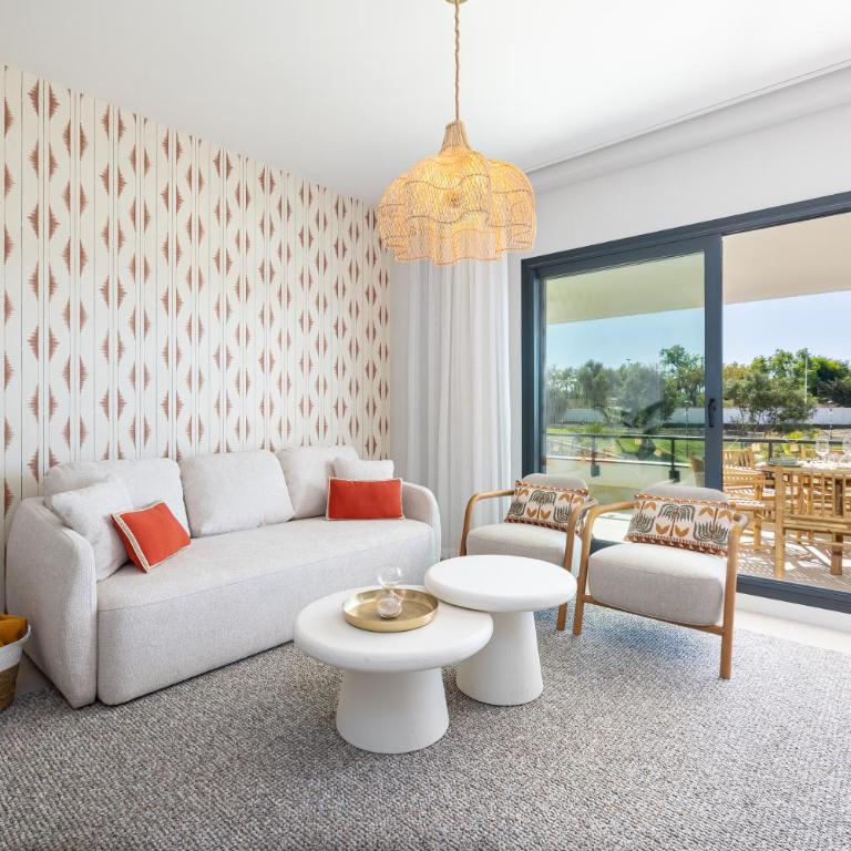 Deluxe Apartment with Terrace Estepona Aranya by AORA STAY - Apartamento - 5