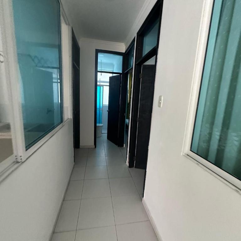 SGH Hotel Rodadero Suites - Apartamento Deluxe de 3 dormitorios - 4