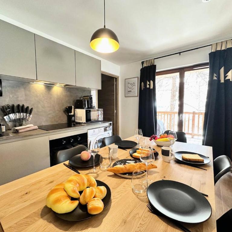 Varsea Residence - RESIDENCE VARSEA- T4 tout inclus Classé 3 MAE-1031 - Apartment - 4
