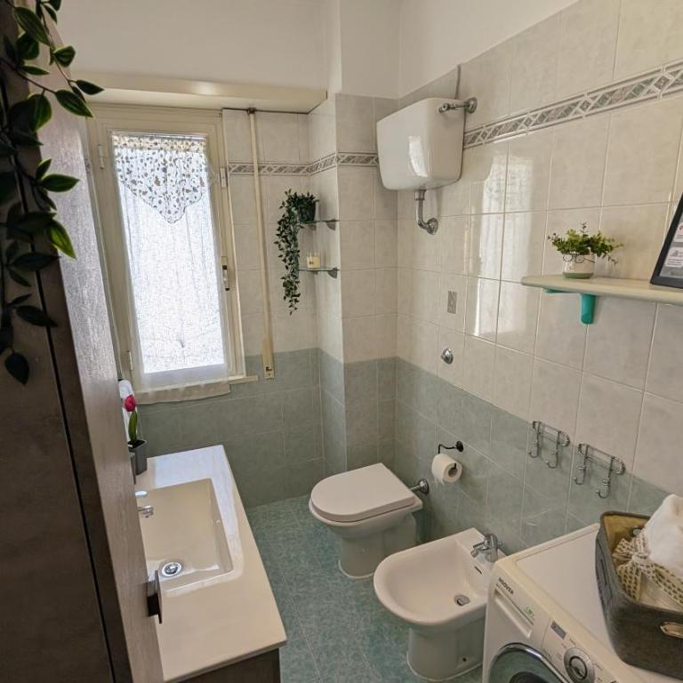 At Eria's House - 100 m Metro A Subaugusta - Two-Bedroom Apartment - 18