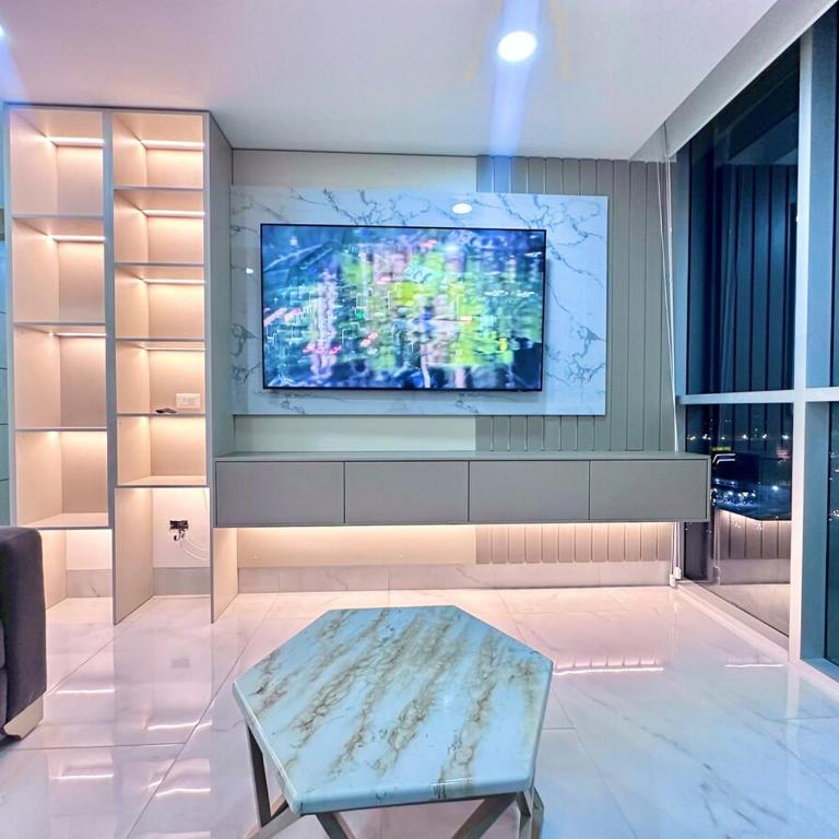 3 Dormitorios, piscina, gym, parqueo, cerca a todo - Apartamento de 3 dormitorios Premium - 1