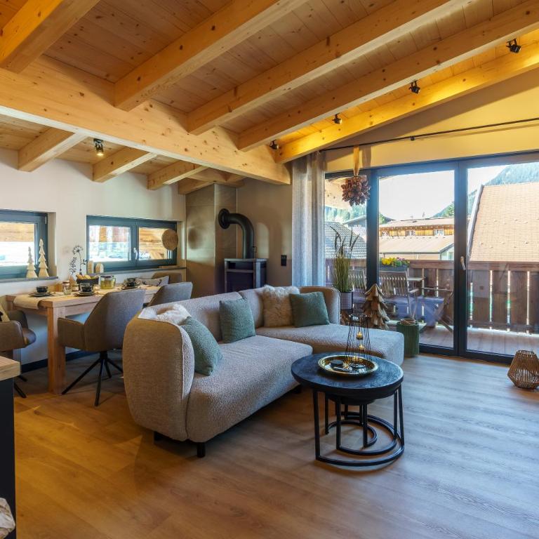 Chalet Bergblick Bad Kleinkirchheim - Suites - Deluxe Apartment mit 2 Schlafzimmern - 1