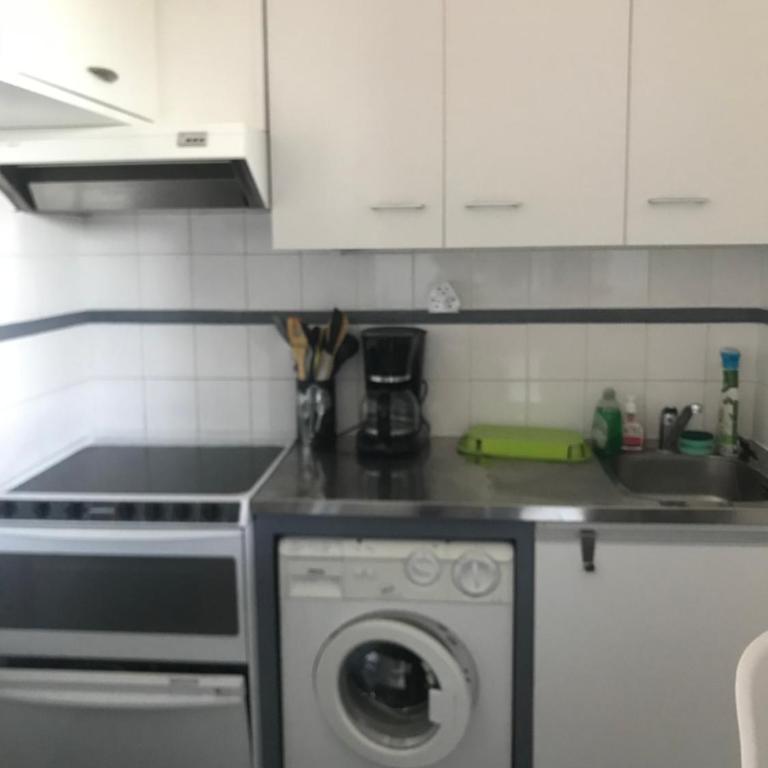 Gruissan Appartement Cosy Vue Port - Two-Bedroom Apartment - 3
