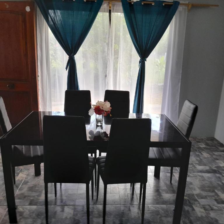 hare tamahei - Three-Bedroom House - 1