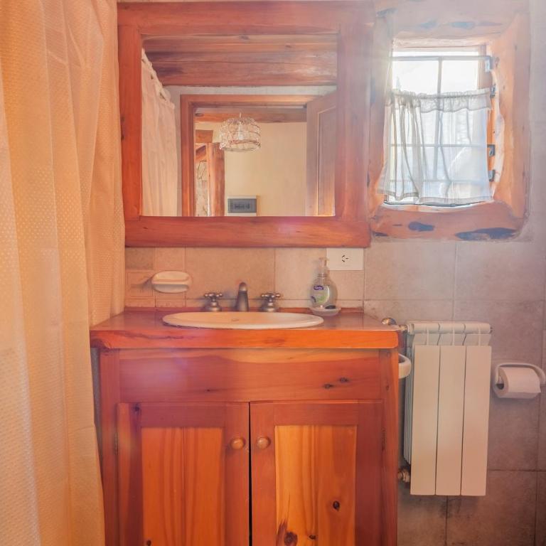 LA AURORA CABAÑA Kiñe en la base del cerro Catedral con vistas - Maisonette - 3