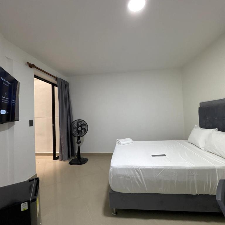 The Luxe Boutique Unicentro - Habitación Deluxe - 1