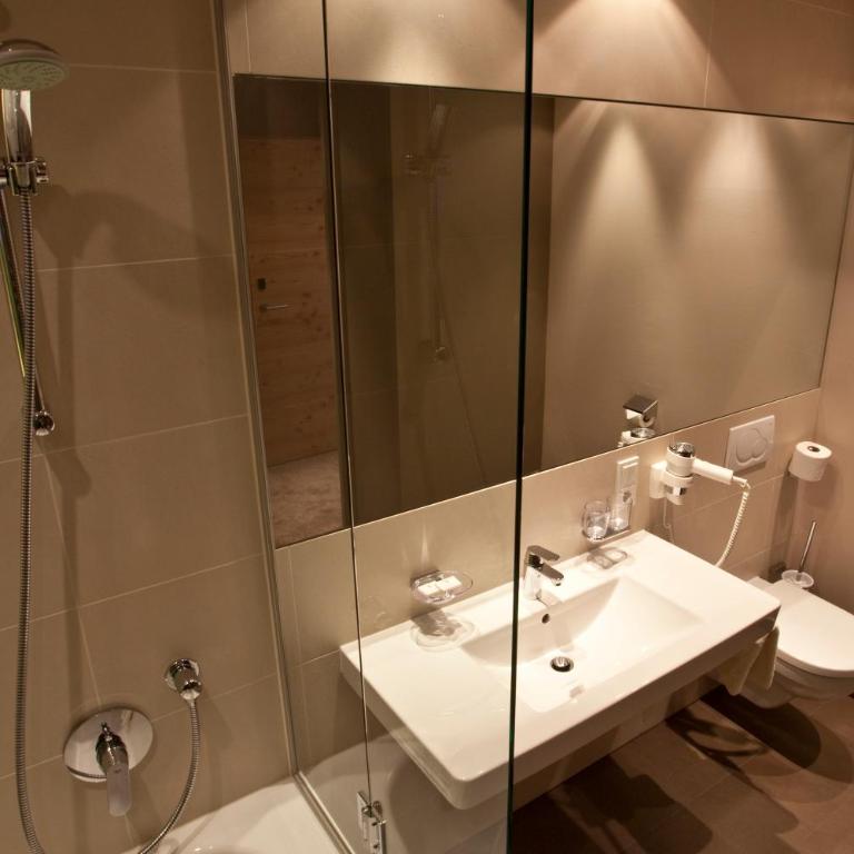 Hotel Bäckelar Wirt Superior Ötztal Inside Sommer Card Partner - Kleines Superior Doppelzimmer mit Balkon - 5