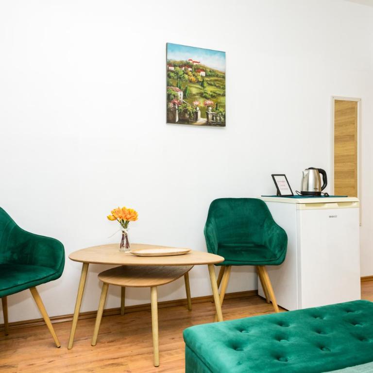 Apartmani F&M - Two-Bedroom Apartment - 22