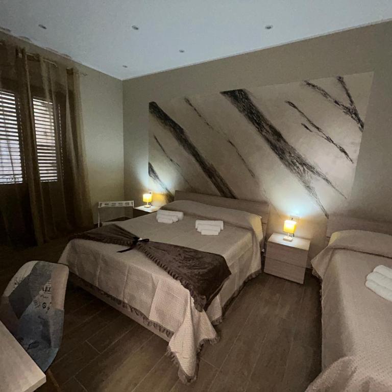 House Stazione - Triple Room - 11