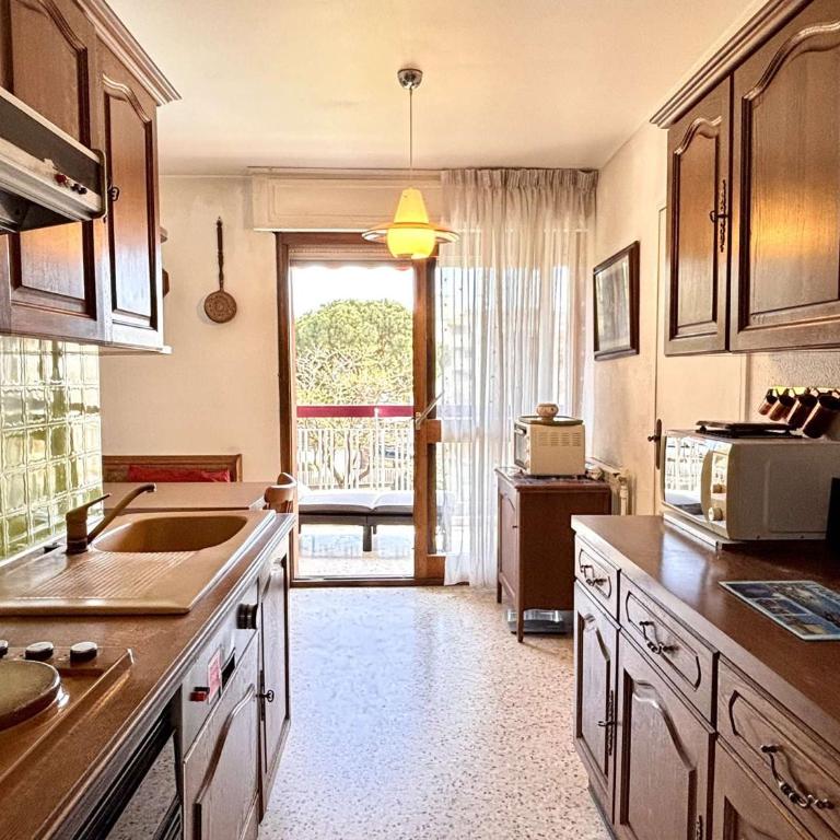 Appartement 3 pièces à Fréjus avec piscine partagée, près du centre - FR-1-226A-205 - Apartment - 7