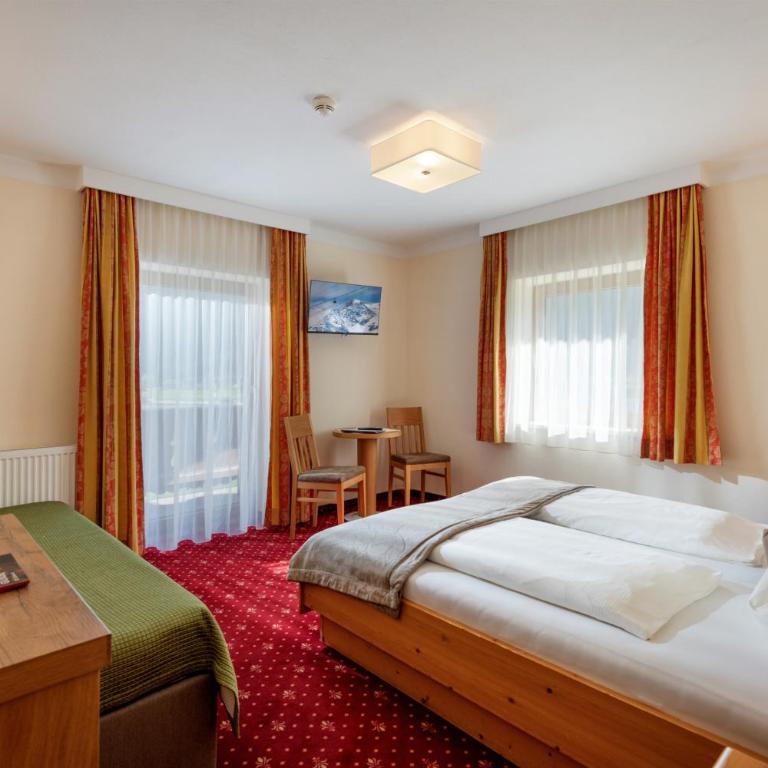 Hotel Garni Birkenhof - Dreibettzimmer mit Balkon - 4