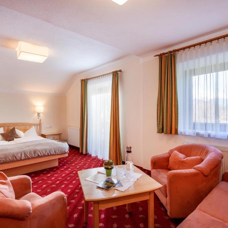 Hotel Garni Birkenhof - Familienzimmer mit Balkon - 4