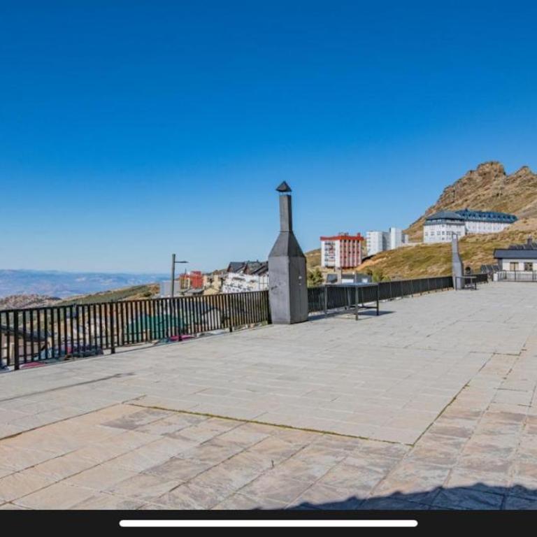 VISTAS Y PISTAS Acogedor y espacioso duplex en zona alta con garaje - Apartamento de 2 dormitorios - 23