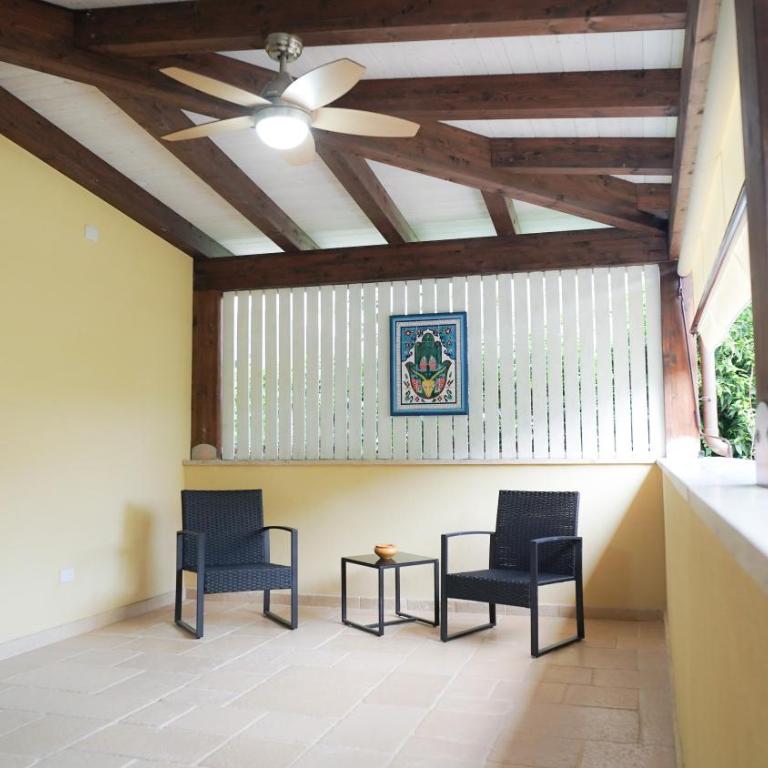 Gira e Firria - Deluxe Room (2 Adults + 1 Child) - 17