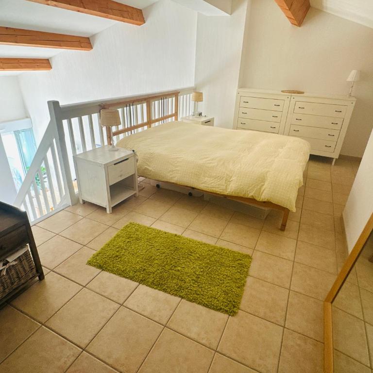 L'ECUME DES VAGUES- Spacieux 3 chambres Familial Tout Confort au Calme, Climatisé et Piscine, tout inclus- parking,fibre, serviettes, draps, ménage - Three-Bedroom Apartment - 7