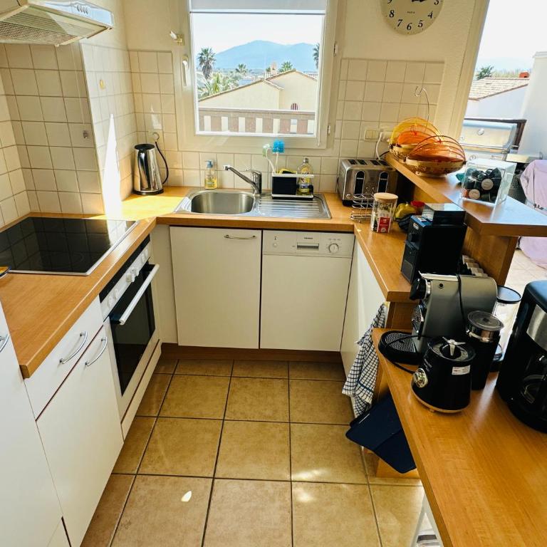 L'ECUME DES VAGUES- Spacieux 3 chambres Familial Tout Confort au Calme, Climatisé et Piscine, tout inclus- parking,fibre, serviettes, draps, ménage - Three-Bedroom Apartment - 11