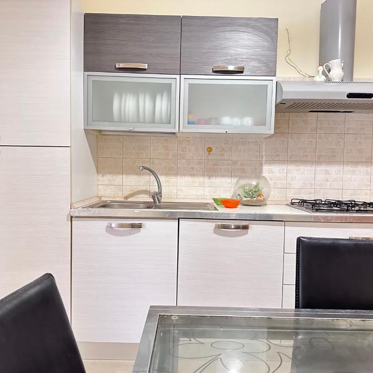 Sole e Mare - Appartamento con 2 Camere da Letto - 7
