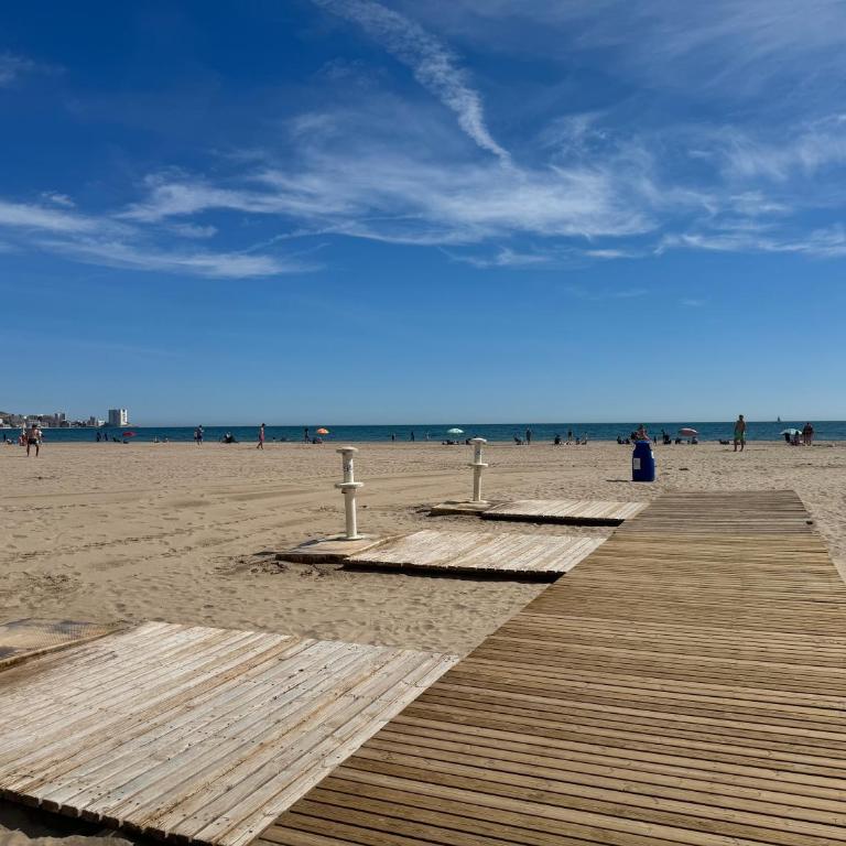 La Turia Soleada - Three-Bedroom Apartment with Balcony - 23