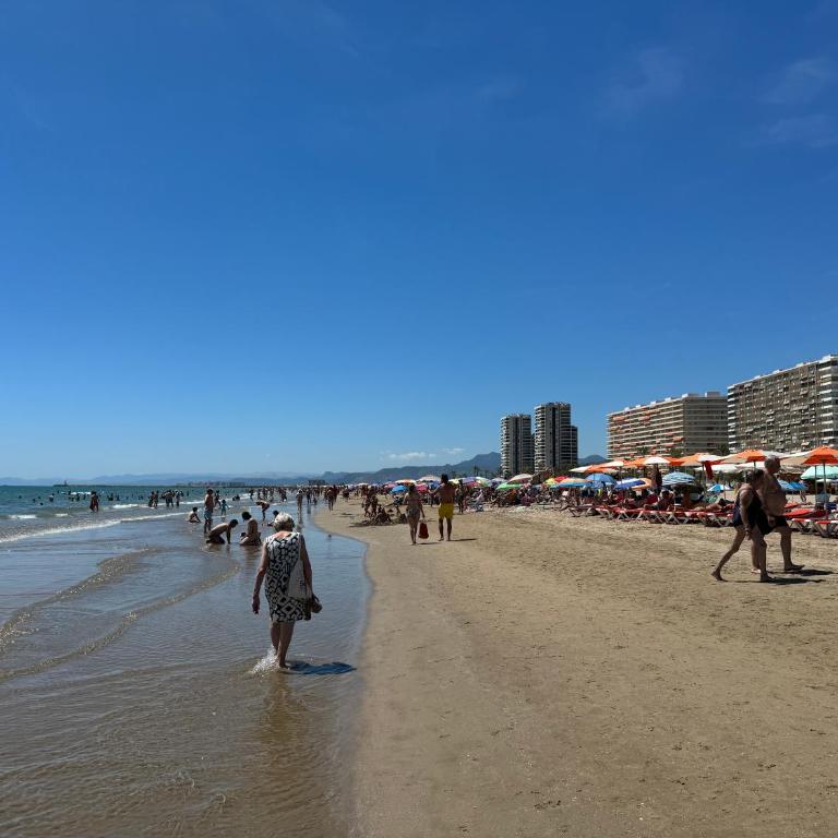 La Turia Soleada - Three-Bedroom Apartment with Balcony - 24