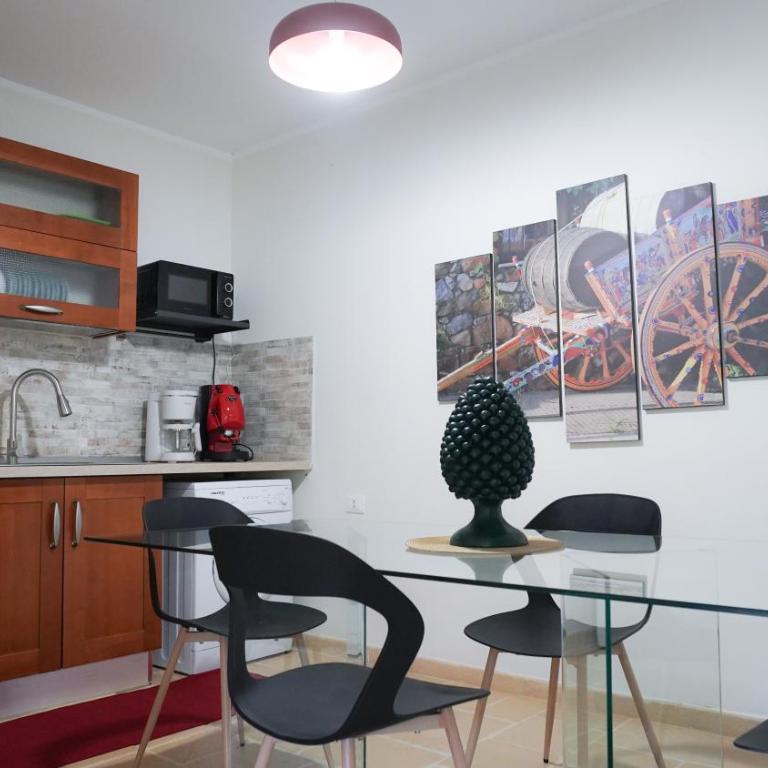 Gira e Firria - Deluxe Room (2 Adults + 1 Child) - 23