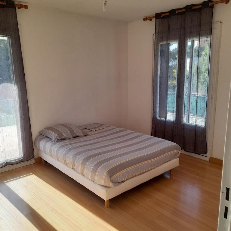 Bel appartement Perpignan 15 min de la mer - Apartment mit 4 Schlafzimmern und einem Balkon - 11