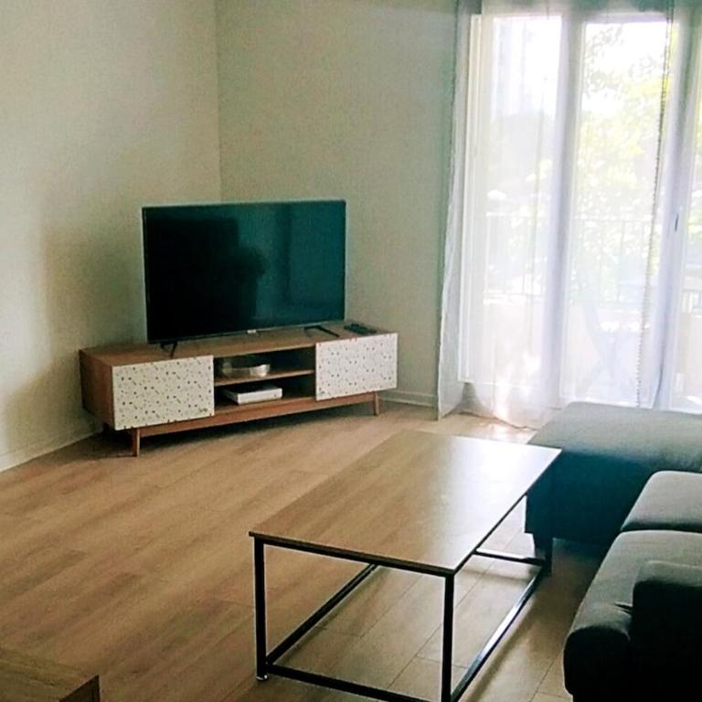 Bel appartement Perpignan 15 min de la mer - Apartment mit 4 Schlafzimmern und einem Balkon - 1