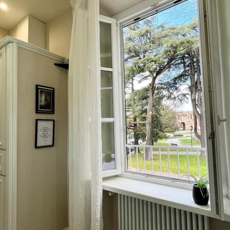 BELVEDERE Luxury Apartment, view on the Lucca Walls - Two-Bedroom Apartment - 20