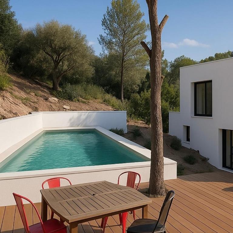 Provençal and Modern Villa ideal for families - Villa - 1