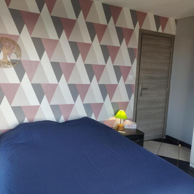 Attique avec terrasse - Zénith & centre-ville - Two-Bedroom Apartment - 24