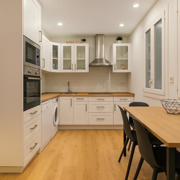 Spacious apartment in the city center - Apartamento Premier de 4 dormitorios - 5