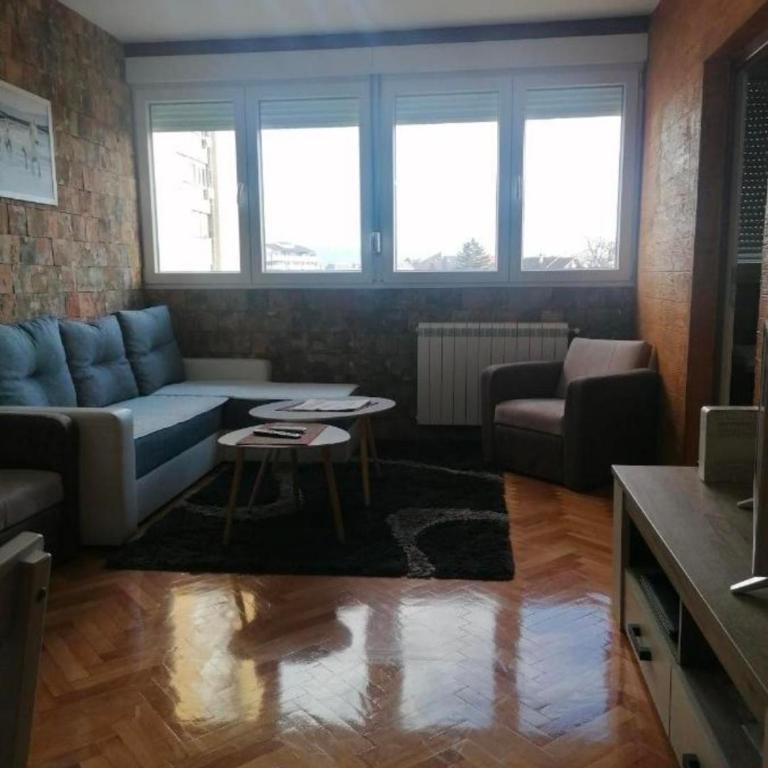 TINAa - One-Bedroom Apartment - 1