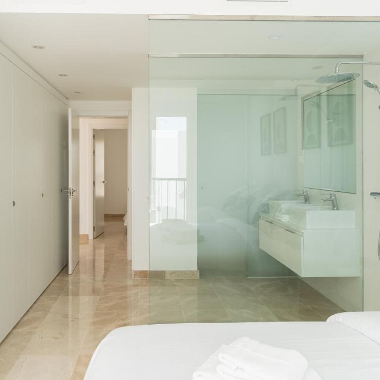 Paraiso Penthouse unique sea view to Gibraltar - Family Two-Bedroom Apartment with View - 22