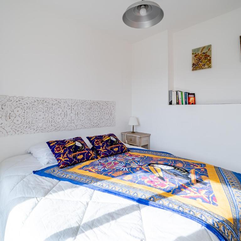 2 pièces Calme Proche de la mer Parking en sous-sol - Appartement 1 Chambre - 2
