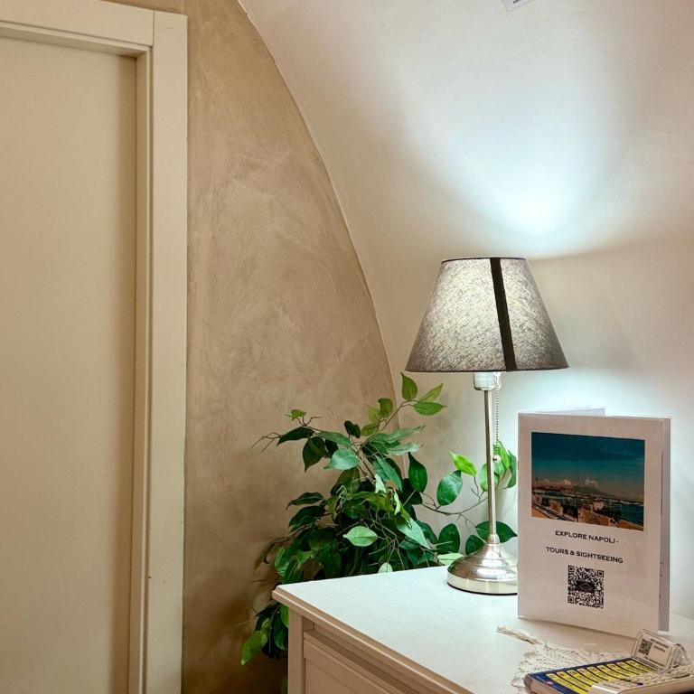 Chiaia Suites - Suite Familiare Deluxe - 3
