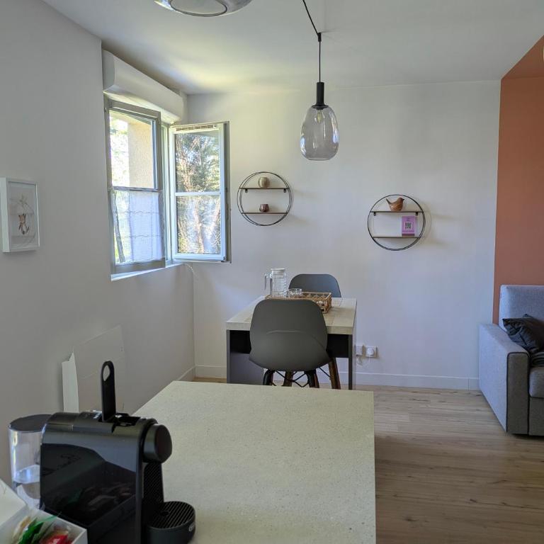Studios TOUT INCLUS - Calme avec proximité du Centre Ville - Appartamento con 1 Camera da Letto - 13