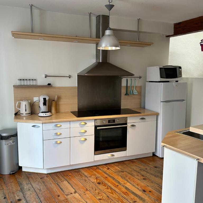 Maison triplex centre de Lourdes - Apartment - 7