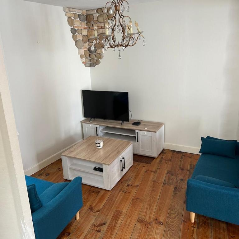 Maison triplex centre de Lourdes - Apartment - 11