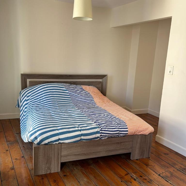 Maison triplex centre de Lourdes - Apartment - 12