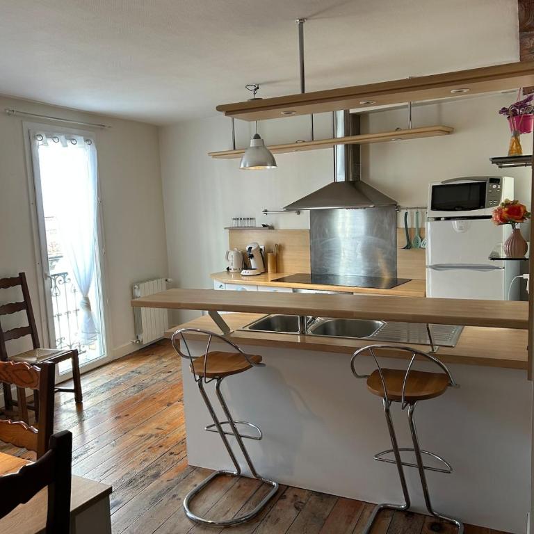 Maison triplex centre de Lourdes - Apartment - 26
