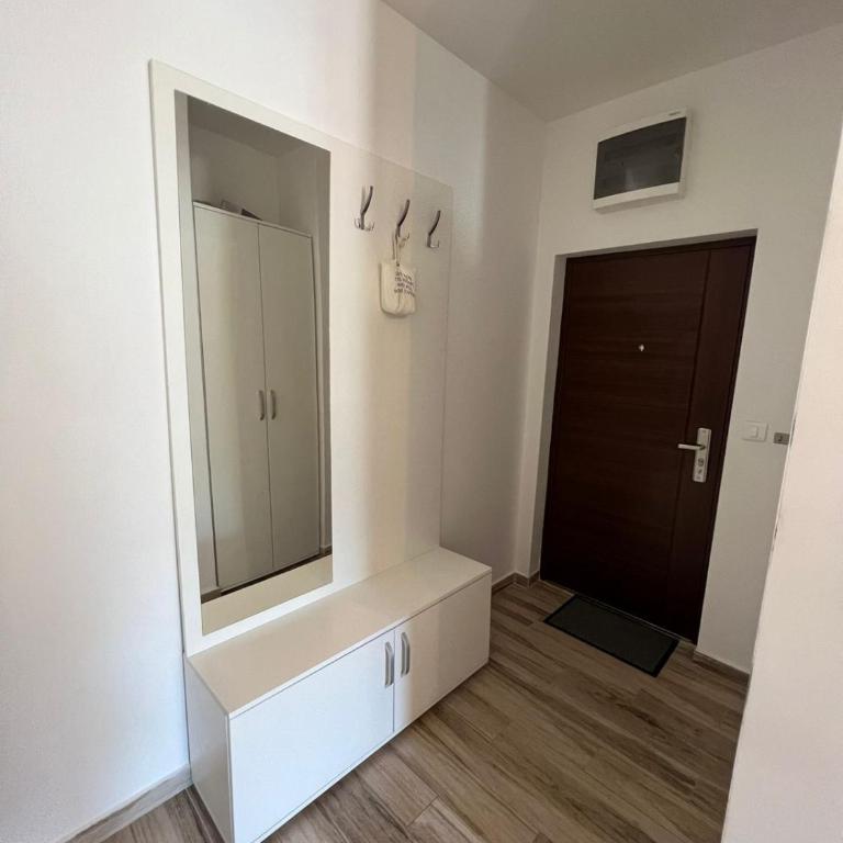 Sea view apartment in Bečići - One-Bedroom Apartment - 7