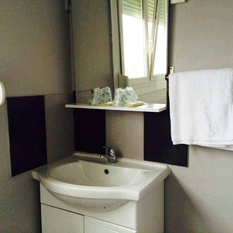 Hôtel De Normandie - Chambre Simple Économique - 6